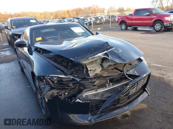 ✅ 2024 Nissan Z Performance • VIN: JN1BZ4BH5RM364352 • Lot: 43671444. Wystawiony na IAAI z przebiegiem 17 571 mil. Bezpłatny archiwum sprzedaży aukcyjnych z USA i szczegółowy raport historii pojazdu na DreamBid. Zdjęcie 6.