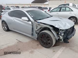 ✅ 2013 Hyundai Genesis Coupe Track • VIN: KMHHU6KJ6DU083587 • Lot: 42307625. Wystawiony na IAAI z przebiegiem 135 247 mil. Bezpłatny archiwum sprzedaży aukcyjnych z USA i szczegółowy raport historii pojazdu na DreamBid. Zdjęcie 1.