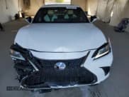 ✅ 2022 Lexus ES 300h F Sport • VIN: 58AGA1C19NU020404 • Lot: 84402135. Wystawiony na Copart z przebiegiem 36 641 mil. Bezpłatny archiwum sprzedaży aukcyjnych z USA i szczegółowy raport historii pojazdu na DreamBid. Zdjęcie 5.