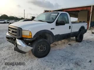 ✅ 2000 Ford F-250 XL • VIN: 1FTNF21F7YEA97991 • Lot: 54577544. Listed on Copart with 82,036 mi. Free auction sales archive from the USA and detailed vehicle history report at DreamBid. Image 1.