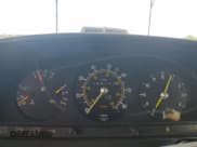 ✅ 1982 Mercedes-Benz 240 • VIN: WDBAB23A5CB334921 • Lot: 61423295. Wystawiony na Copart z przebiegiem 289 133 mil. Bezpłatny archiwum sprzedaży aukcyjnych z USA i szczegółowy raport historii pojazdu na DreamBid. Zdjęcie 9.