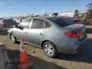 2010 Hyundai Elantra GLS z VIN KMHDU4AD8AU937618, wystawiony jako Copart lot #72166954 z przebiegiem 149 876 mil mil oraz Szkoda całkowita • Salvage title. Historia ofert i sprzedaży dostępna na DreamBid. Obrazek 2.