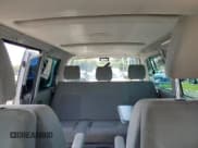 ✅ 2003 Volkswagen EuroVan MV • VIN: WV2MB47023H044047 • Лот: 71014624. Опубликован ранее на Copart с пробегом 189 485 миль. Бесплатный доступ к архиву аукционных продаж из США и подробный отчёт об истории автомобиля на DreamBid. Изображение 10.