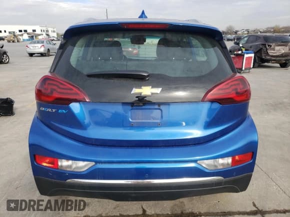 ✅ 2018 Chevrolet Bolt EV Premier • VIN: 1G1FX6S00J4117585 • Lot: 50368194. Wystawiony na Copart z przebiegiem 42 924 mil. Bezpłatny archiwum sprzedaży aukcyjnych z USA i szczegółowy raport historii pojazdu na DreamBid. Zdjęcie 6.