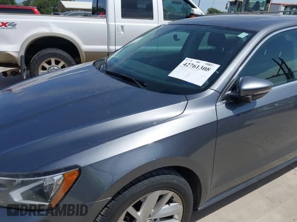 ✅ 2018 Volkswagen Passat SE • VIN: 1VWBA7A32JC000621 • Лот: 42761308. Опубликован ранее на IAAI с пробегом 38 772 миль. Бесплатный доступ к архиву аукционных продаж из США и подробный отчёт об истории автомобиля на DreamBid. Изображение 6.