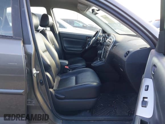 ✅ 2005 Pontiac Vibe • VIN: 5Y2SL638X5Z483777 • Lot: 43549467. Listed on IAAI with 132,808 mi. Free auction sales archive from the USA and detailed vehicle history report at DreamBid. Image 5.