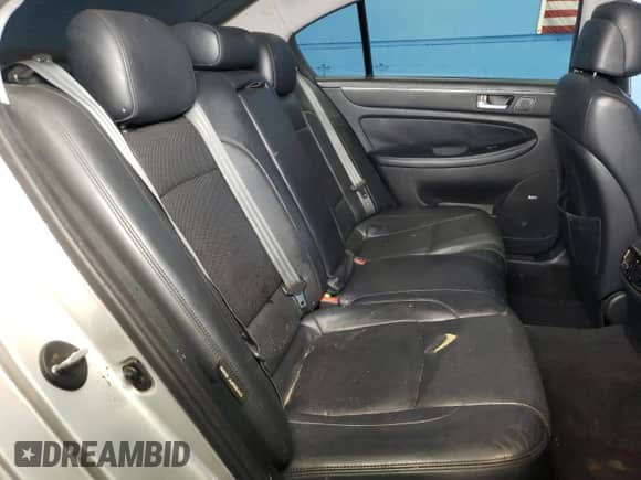 2013 Hyundai Genesis 3.8L z VIN KMHGC4DD9DU249319, wystawiony jako Copart lot #70190274 z przebiegiem 192 445 mil mil oraz Czysty tytuł • Clean title. Historia ofert i sprzedaży dostępna na DreamBid. Obrazek 10.