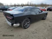 ✅ 2018 Dodge Challenger SXT Plus • VIN: 2C3CDZAG8JH271018 • Lot: 75694713. Wystawiony na Copart z przebiegiem 33 981 mil. Bezpłatny archiwum sprzedaży aukcyjnych z USA i szczegółowy raport historii pojazdu na DreamBid. Zdjęcie 3.