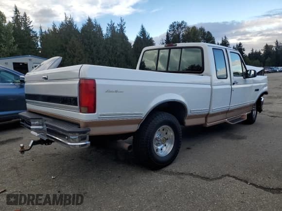 ✅ 1995 Ford F-150 • VIN: 1FTEX14H6SKB05057 • Lot: 84712375. Wystawiony na Copart z przebiegiem Nie podano. Bezpłatny archiwum sprzedaży aukcyjnych z USA i szczegółowy raport historii pojazdu na DreamBid. Zdjęcie 3.