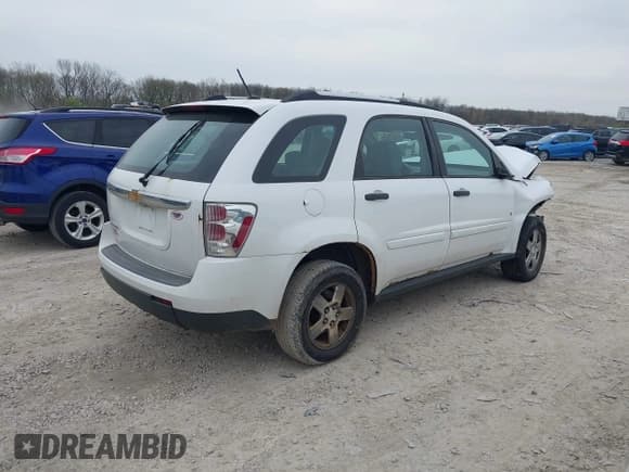 ✅ 2007 Chevrolet Equinox LS • VIN: 2CNDL13F276238895 • Лот: 42037472. Опубликован ранее на IAAI с пробегом 157 808 миль. Бесплатный доступ к архиву аукционных продаж из США и подробный отчёт об истории автомобиля на DreamBid. Изображение 4.