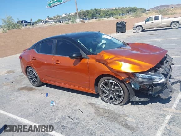 ✅ 2024 Nissan Sentra SR • VIN: 3N1AB8DV3RY216613 • Lot: 42945880. Wystawiony na IAAI z przebiegiem Nie podano. Bezpłatny archiwum sprzedaży aukcyjnych z USA i szczegółowy raport historii pojazdu na DreamBid. Zdjęcie 14.