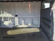 ✅ 2014 Mercedes-Benz Sprinter Cargo • VIN: WD3PE7DC6E5825378 • Лот: 89667375. Опубликован ранее на Copart с пробегом 318 730 миль. Бесплатный доступ к архиву аукционных продаж из США и подробный отчёт об истории автомобиля на DreamBid. Изображение 11.