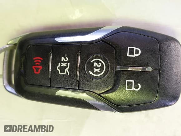 ✅ 2015 Ford Edge Titanium • VIN: 2FMPK3K89FBC04263 • Lot: 43609287. Wystawiony na IAAI z przebiegiem 123 778 mil. Bezpłatny archiwum sprzedaży aukcyjnych z USA i szczegółowy raport historii pojazdu na DreamBid. Zdjęcie 11.