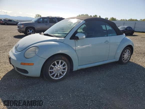 ✅ 2006 Volkswagen Beetle • VIN: 3VWRF31Y76M320169 • Lot: 51388145. Wystawiony na Copart z przebiegiem 130 912 mil. Bezpłatny archiwum sprzedaży aukcyjnych z USA i szczegółowy raport historii pojazdu na DreamBid. Zdjęcie 1.
