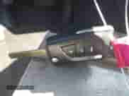 2019 Toyota Camry LE z VIN 4T1B11HK4KU231489, wystawiony jako IAAI lot #43294900 z przebiegiem 223 226 mil mil oraz . Historia ofert i sprzedaży dostępna na DreamBid. Obrazek 11.