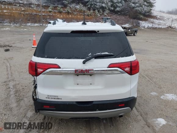 ✅ 2018 GMC Acadia SLE • VIN: 1GKKNLLAXJZ187958 • Lot: 41536042. Listed on IAAI with 148,137 mi. Free auction sales archive from the USA and detailed vehicle history report at DreamBid. Image 17.