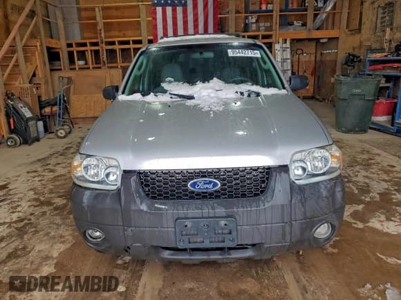 ✅ 2006 Ford Escape XLT • VIN: 1FMCU93116KC71636 • Лот: 95442715. Опубликован ранее на Copart с пробегом 148 152 миль. Бесплатный доступ к архиву аукционных продаж из США и подробный отчёт об истории автомобиля на DreamBid. Изображение 5.