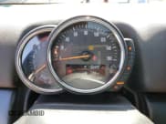 ✅ 2017 MINI Countryman Cooper • VIN: WMZYV5C37H3E01405 • Lot: 52436335. Wystawiony na Copart z przebiegiem 135 357 mil. Bezpłatny archiwum sprzedaży aukcyjnych z USA i szczegółowy raport historii pojazdu na DreamBid. Zdjęcie 9.