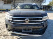 ✅ 2020 Volkswagen Atlas SE • VIN: 1V23C2CA3LC231156 • Lot: 77346114. Wystawiony na Copart z przebiegiem 53 206 mil. Bezpłatny archiwum sprzedaży aukcyjnych z USA i szczegółowy raport historii pojazdu na DreamBid. Zdjęcie 5.