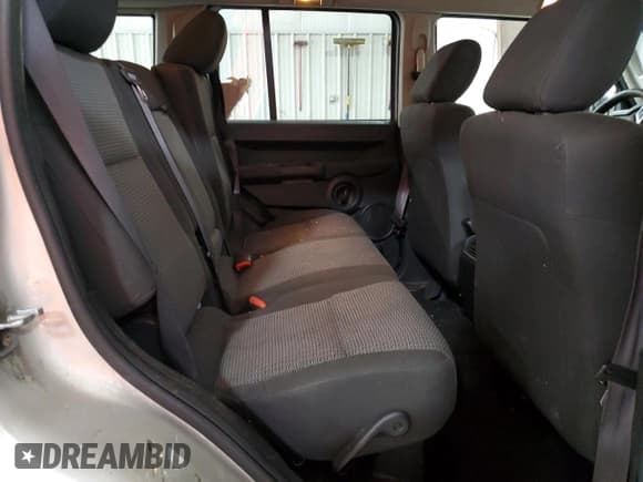 ✅ 2008 Jeep Commander Sport • VIN: 1J8HG48N68C211311 • Lot: 51798825. Wystawiony na Copart z przebiegiem 167 082 mil. Bezpłatny archiwum sprzedaży aukcyjnych z USA i szczegółowy raport historii pojazdu na DreamBid. Zdjęcie 11.