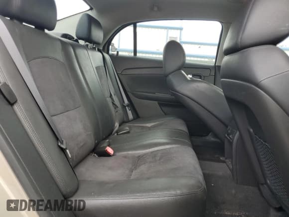 ✅ 2012 Chevrolet Malibu 2LT • VIN: 1G1ZD5E04CF285751 • Lot: 71975634. Listed on Copart with 180,817 mi. Free auction sales archive from the USA and detailed vehicle history report at DreamBid. Image 10.