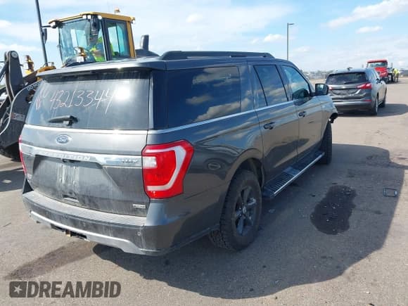 ✅ 2019 Ford Expedition Max XLT • VIN: 1FMJK1JT9KEA10864 • Лот: 43213344. Опубликован ранее на IAAI с пробегом 139 177 миль. Бесплатный доступ к архиву аукционных продаж из США и подробный отчёт об истории автомобиля на DreamBid. Изображение 4.
