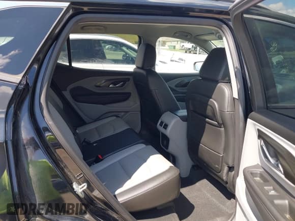 ✅ 2022 GMC Terrain SLT • VIN: 3GKALVEV6NL164638 • Lot: 43052765. Listed on IAAI with 116,938 mi. Free auction sales archive from the USA and detailed vehicle history report at DreamBid. Image 8.