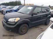 ✅ 2011 Kia Soul • VIN: KNDJT2A13B7282756 • Лот: 43775582. Опубликован ранее на IAAI с пробегом 120 583 миль. Бесплатный доступ к архиву аукционных продаж из США и подробный отчёт об истории автомобиля на DreamBid. Изображение 2.