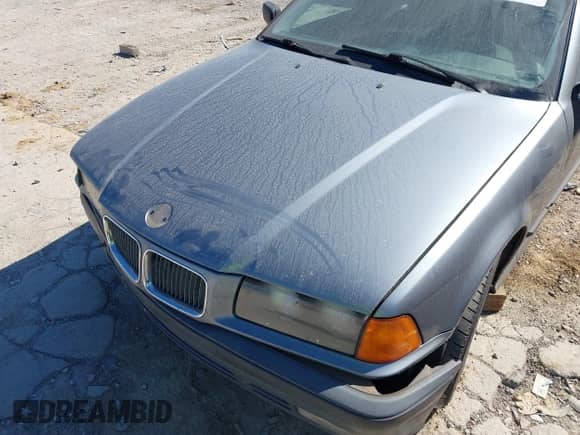 1994 BMW 3 Series с VIN WBACA5324RFG10398, выставлен на аукционе IAAI как лот 43429143 с пробегом Не указан миль и . История ставок и продаж доступна на DreamBid. Изображение 10.