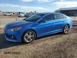 2018 Hyundai Sonata Limited с VIN 5NPE34AF4JH656987, выставлен на аукционе Copart как лот 81900225 с пробегом 111 947 миль миль и Списание • Salvage title. История ставок и продаж доступна на DreamBid. Изображение 1.