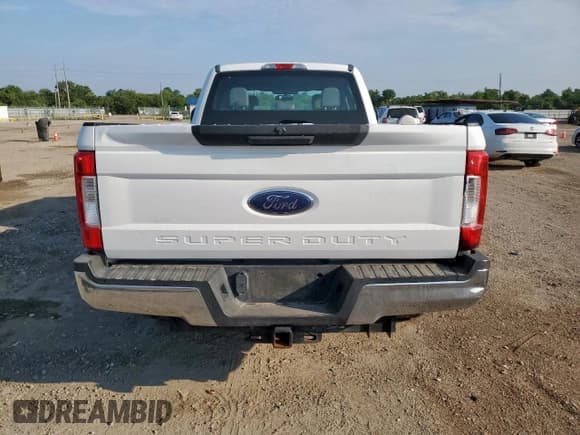 ✅ 2018 Ford F-250 XL • VIN: 1FT7W2AT3JEC90725 • Lot: 69930125. Listed on Copart with 193,501 mi. Free auction sales archive from the USA and detailed vehicle history report at DreamBid. Image 6.