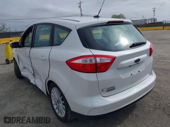 ✅ 2016 Ford C-Max SEL • VIN: 1FADP5CUXGL102011 • Lot: 41935337. Wystawiony na IAAI z przebiegiem 95 279 mil. Bezpłatny archiwum sprzedaży aukcyjnych z USA i szczegółowy raport historii pojazdu na DreamBid. Zdjęcie 3.