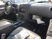 ✅ 2008 Ford Explorer XLT • VIN: 1FMEU73E88UA90847 • Lot: 68631385. Wystawiony na Copart z przebiegiem Nie podano. Bezpłatny archiwum sprzedaży aukcyjnych z USA i szczegółowy raport historii pojazdu na DreamBid. Zdjęcie 8.