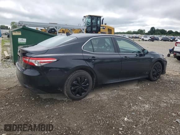 2020 Toyota Camry Hybrid LE z VIN 4T1C31AK4LU519586, wystawiony jako Copart lot #65003755 z przebiegiem 138 480 mil mil oraz Szkoda całkowita • Salvage title. Historia ofert i sprzedaży dostępna na DreamBid. Obrazek 3.