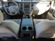 ✅ 2007 Ford Expedition XLT • VIN: 1FMFU16577LA94597 • Lot: 82760755. Wystawiony na Copart z przebiegiem 90 458 mil. Bezpłatny archiwum sprzedaży aukcyjnych z USA i szczegółowy raport historii pojazdu na DreamBid. Zdjęcie 8.