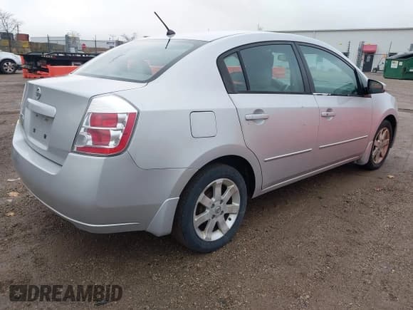 ✅ 2008 Nissan Sentra 2.0 • VIN: 3N1AB61EX8L634543 • Лот: 43784628. Опубликован ранее на IAAI с пробегом 129 278 миль. Бесплатный доступ к архиву аукционных продаж из США и подробный отчёт об истории автомобиля на DreamBid. Изображение 4.