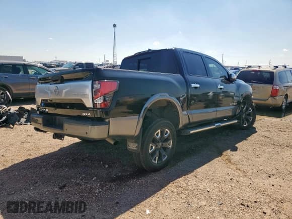 ✅ 2024 Nissan Titan Pro-4X • VIN: 1N6AA1ED9RN102915 • Лот: 80671605. Опубликован ранее на Copart с пробегом 21 514 миль. Бесплатный доступ к архиву аукционных продаж из США и подробный отчёт об истории автомобиля на DreamBid. Изображение 3.