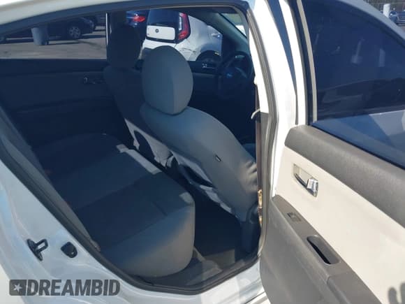 ✅ 2012 Nissan Sentra SR • VIN: 3N1AB6AP7CL769490 • Лот: 43629446. Опубликован ранее на IAAI с пробегом 108 612 миль. Бесплатный доступ к архиву аукционных продаж из США и подробный отчёт об истории автомобиля на DreamBid. Изображение 8.