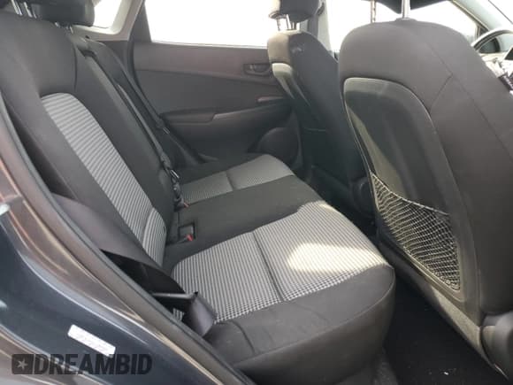 ✅ 2018 Hyundai Kona SEL • VIN: KM8K2CAA3JU184559 • Лот: 77179824. Опубликован ранее на Copart с пробегом 83 027 миль. Бесплатный доступ к архиву аукционных продаж из США и подробный отчёт об истории автомобиля на DreamBid. Изображение 10.