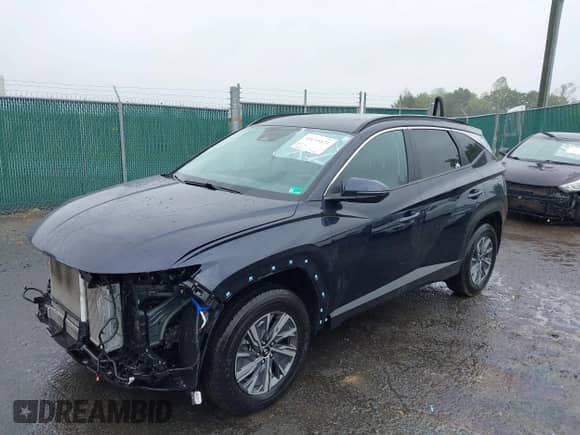 2023 Hyundai Tucson Blue z VIN KM8JBCA10PU092863, wystawiony jako IAAI lot #43233471 z przebiegiem 53 213 mil mil oraz . Historia ofert i sprzedaży dostępna na DreamBid. Obrazek 18.