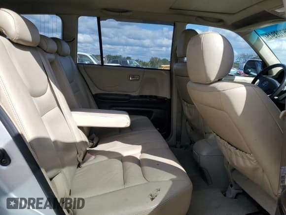✅ 2003 Toyota Highlander Limited • VIN: JTEGF21A030074387 • Lot: 85708945. Listed on Copart with 213,690 mi. Free auction sales archive from the USA and detailed vehicle history report at DreamBid. Image 11.