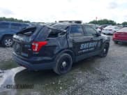✅ 2017 Ford Police Interceptor Utility • VIN: 1FM5K8ARXHGE00772 • Lot: 42752673. Wystawiony na IAAI z przebiegiem 196 881 mil. Bezpłatny archiwum sprzedaży aukcyjnych z USA i szczegółowy raport historii pojazdu na DreamBid. Zdjęcie 4.