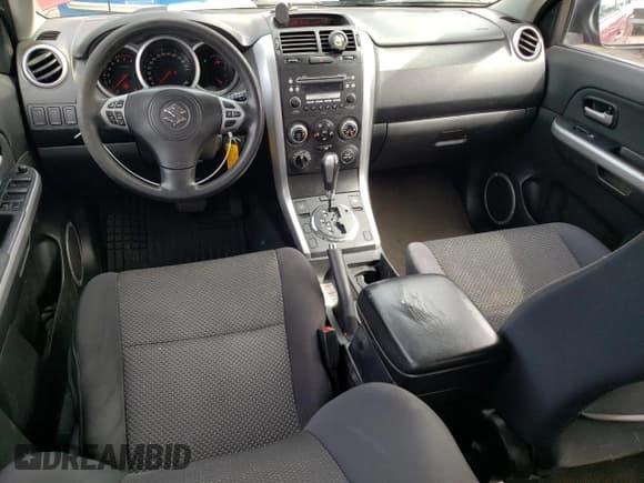 ✅ 2007 Suzuki Grand Vitara • VIN: JS3TD941174203847 • Лот: 51875185. Опубликован ранее на Copart с пробегом 108 798 миль. Бесплатный доступ к архиву аукционных продаж из США и подробный отчёт об истории автомобиля на DreamBid. Изображение 8.