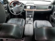 ✅ 2012 Lincoln MKZ Hybrid • VIN: 3LNDL2L31CR822638 • Lot: 92879815. Wystawiony na Copart z przebiegiem 197 736 mil. Bezpłatny archiwum sprzedaży aukcyjnych z USA i szczegółowy raport historii pojazdu na DreamBid. Zdjęcie 8.