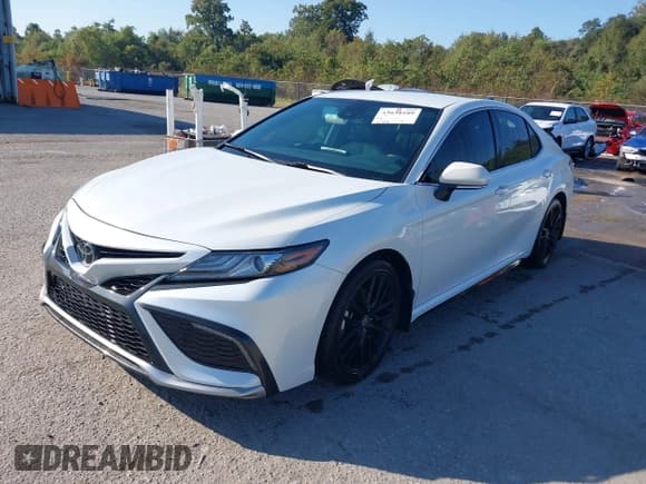 ✅ 2022 Toyota Camry XSE • VIN: 4T1K61AK7NU027480 • Лот: 43638189. Опубликован ранее на IAAI с пробегом 61 503 миль. Бесплатный доступ к архиву аукционных продаж из США и подробный отчёт об истории автомобиля на DreamBid. Изображение 2.