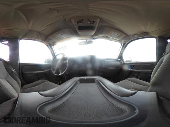 ✅ 2004 Chevrolet Silverado 1500 LS • VIN: 2GCEK13T341408143 • Lot: 43767693. Wystawiony na IAAI z przebiegiem Nie podano. Bezpłatny archiwum sprzedaży aukcyjnych z USA i szczegółowy raport historii pojazdu na DreamBid. Zdjęcie 23.