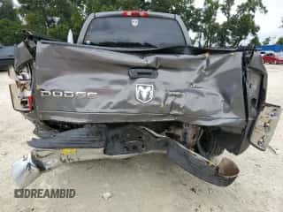 2004 Dodge 1500 SLT z VIN 1D7HA18N14S672882, wystawiony jako Copart lot #73353814 z przebiegiem 131 622 mil mil oraz Szkoda całkowita • Salvage title. Historia ofert i sprzedaży dostępna na DreamBid. Obrazek 6.