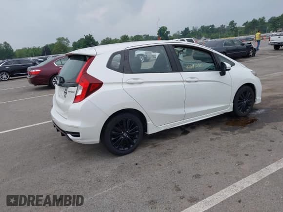 ✅ 2020 Honda Fit Sport • VIN: 3HGGK5G64LM704561 • Лот: 42664285. Опубликован ранее на IAAI с пробегом 47 895 миль. Бесплатный доступ к архиву аукционных продаж из США и подробный отчёт об истории автомобиля на DreamBid. Изображение 4.