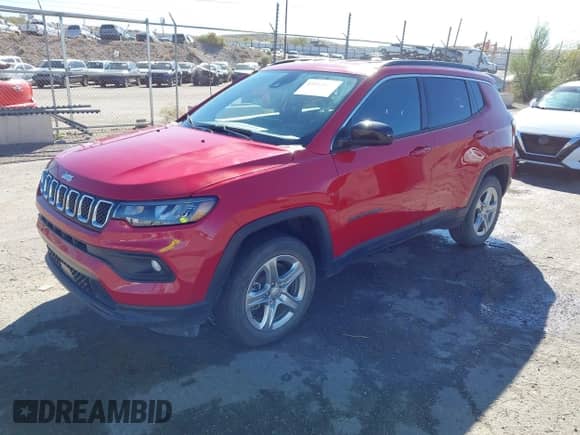 2024 Jeep Compass Latitude с VIN 3C4NJDBN4RT606064, выставлен на аукционе IAAI как лот 43513857 с пробегом Не указан миль и . История ставок и продаж доступна на DreamBid. Изображение 2.