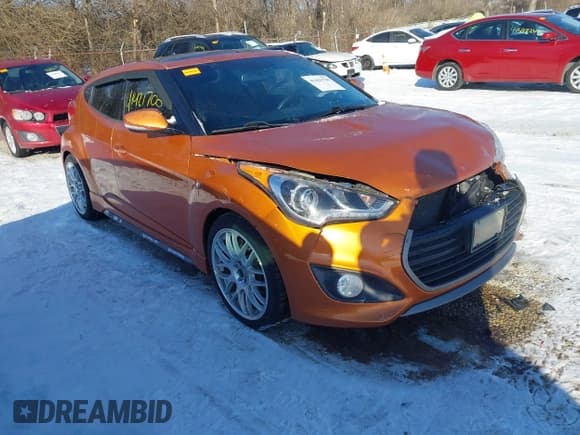 ✅ 2016 Hyundai Veloster Turbo • VIN: KMHTC6AE3GU286054 • Lot: 41421700. Wystawiony na IAAI z przebiegiem 117 139 mil. Bezpłatny archiwum sprzedaży aukcyjnych z USA i szczegółowy raport historii pojazdu na DreamBid. Zdjęcie 1.
